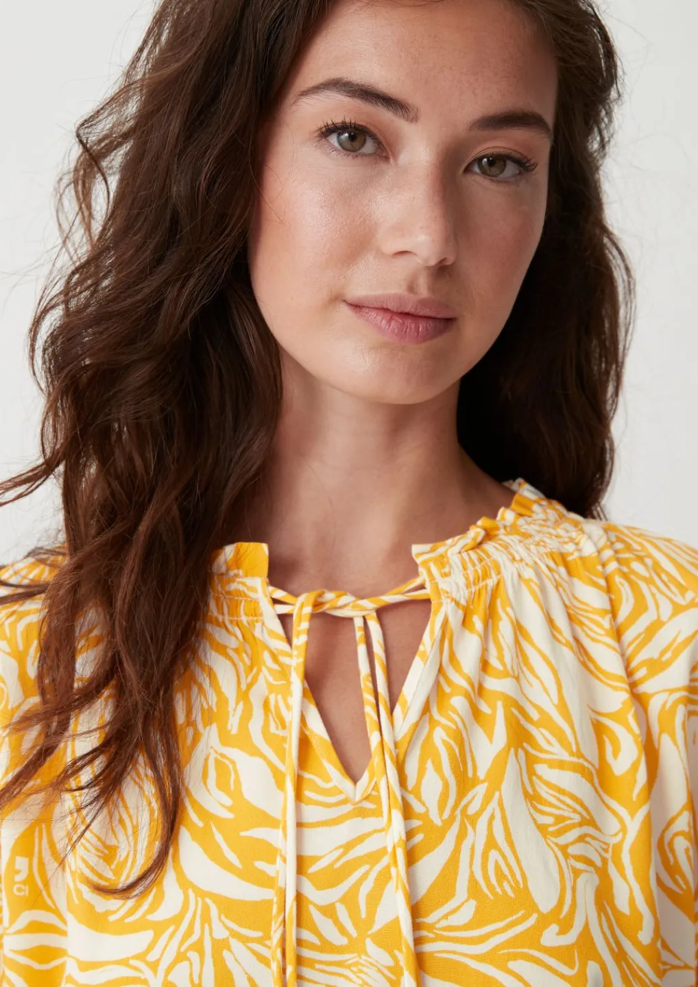 Baumwollbluse aus Crêpe-Comma Fashion