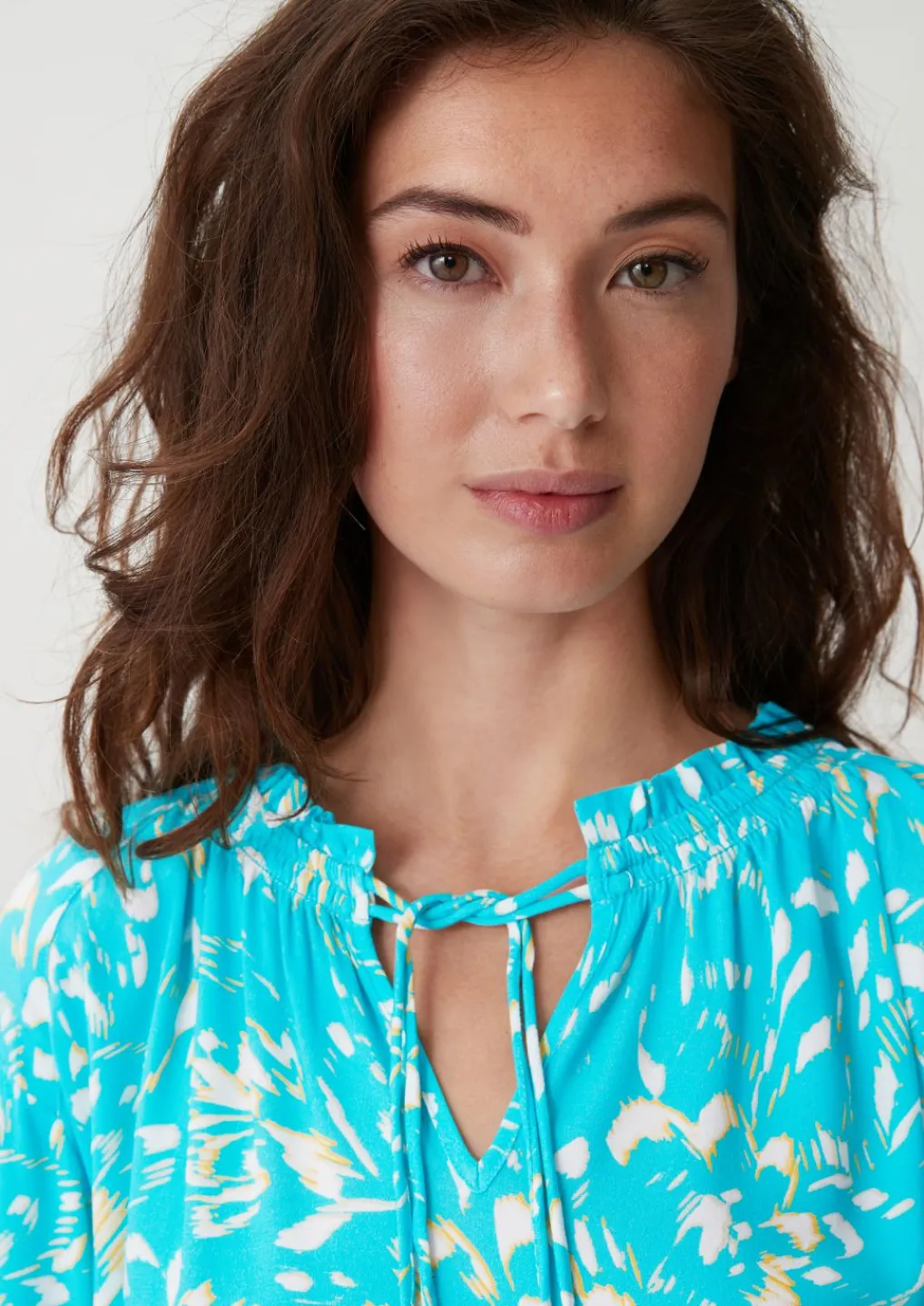 Baumwollbluse aus Crêpe-Comma Hot