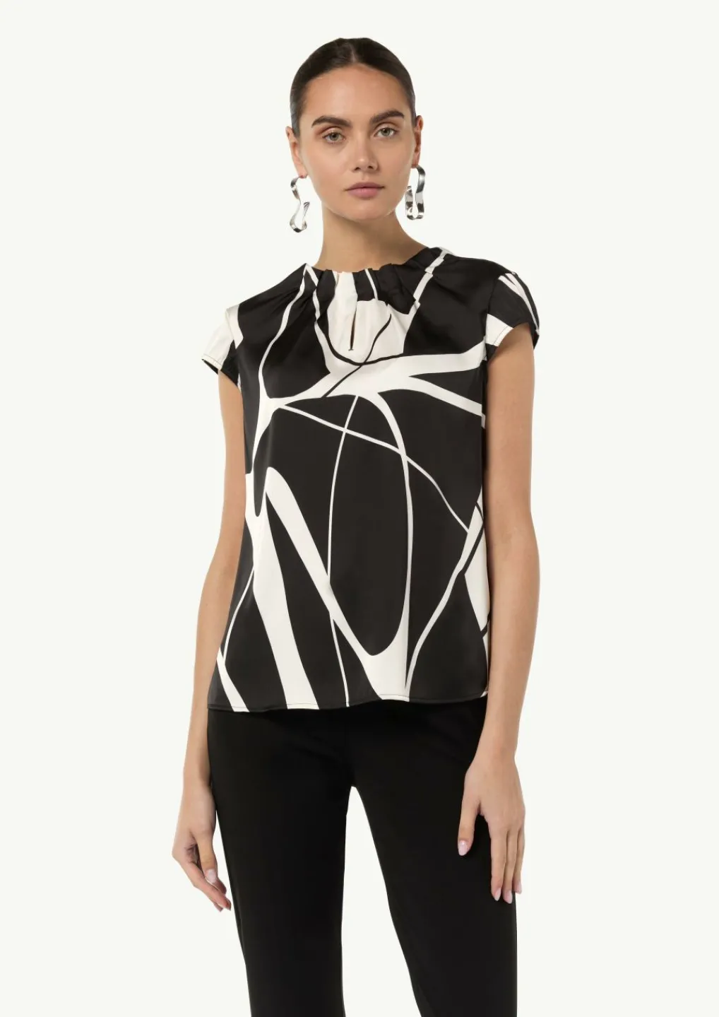 Bluse aus Satin-Comma New