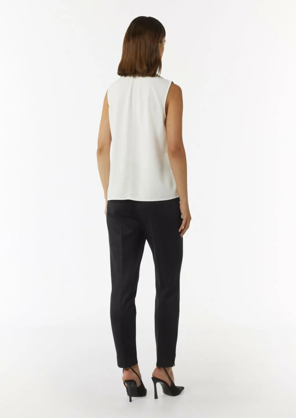 Bluse aus Viskose-Crêpe mit Faltendetails-Comma Hot