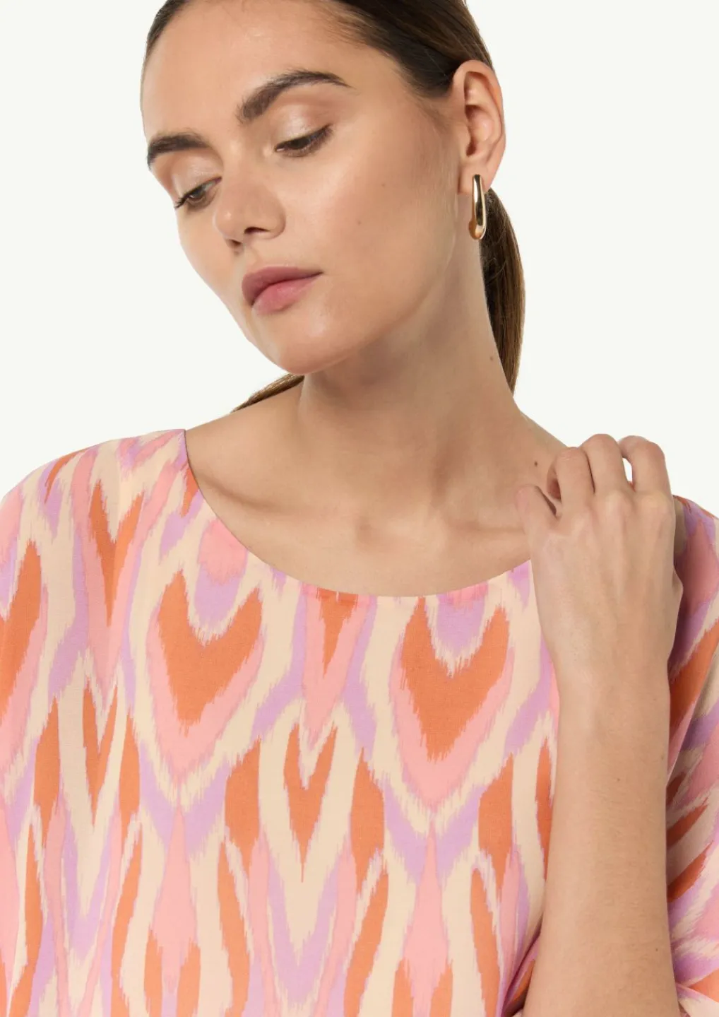 Bluse mit asymmetrischem Chiffon-Overlay-Comma Discount