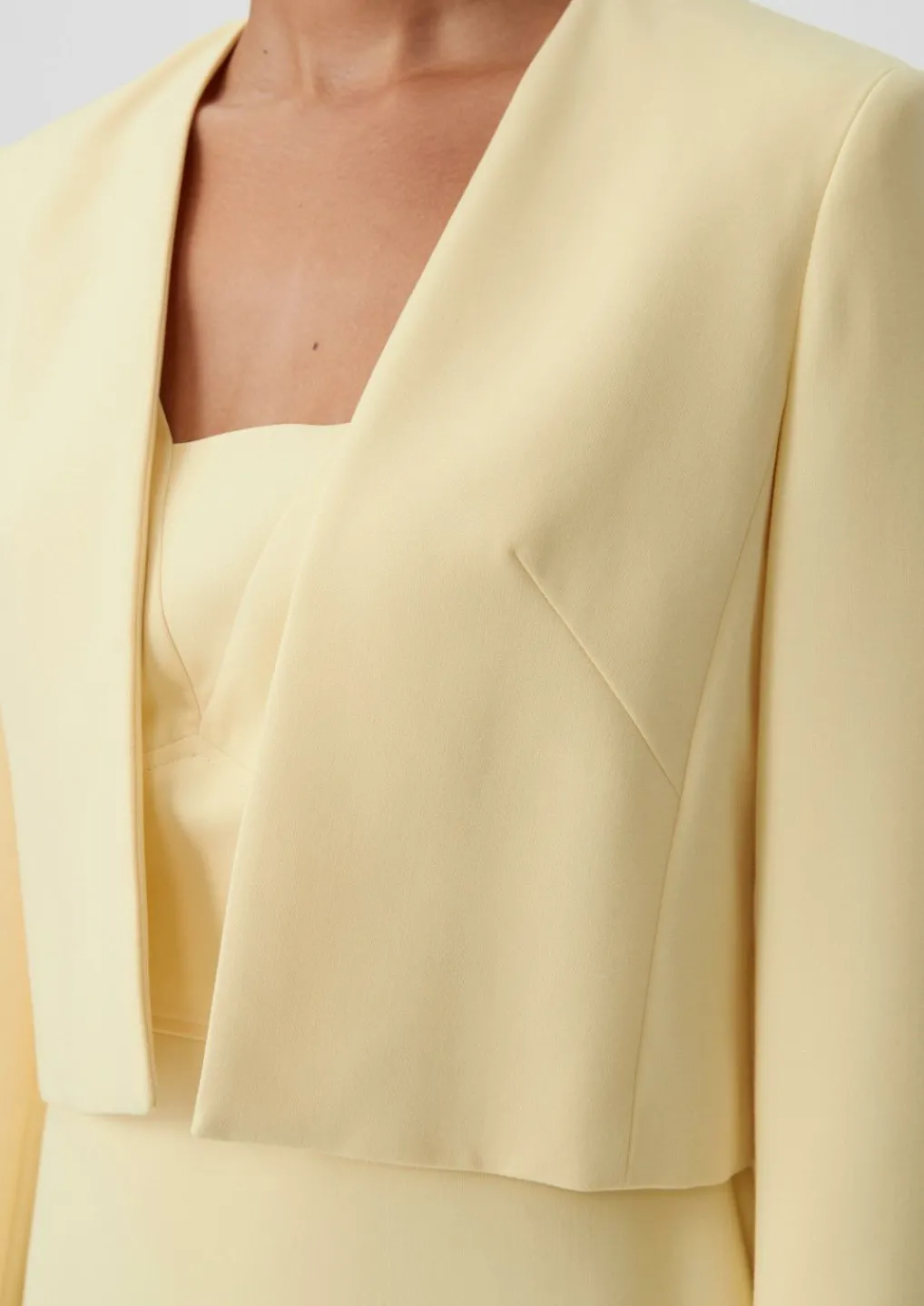 Bolero aus Viskosemix-Comma Fashion