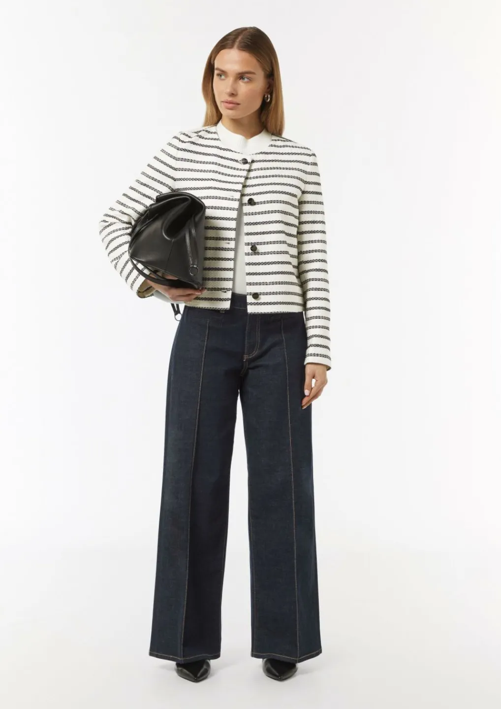 Bouclé-Jacke mit leichter Fütterung und Knopfleiste-Comma Outlet