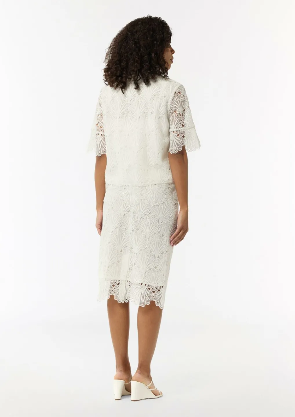 Boxy-Bluse aus Spitze mit Viskose-Futter-Comma New