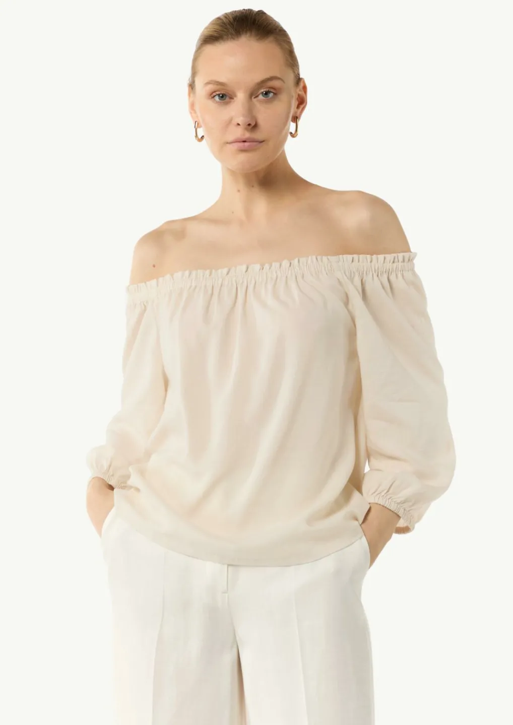 Carmen-Bluse aus Lyocellmix mit elastischem Ausschnitt-Comma Sale