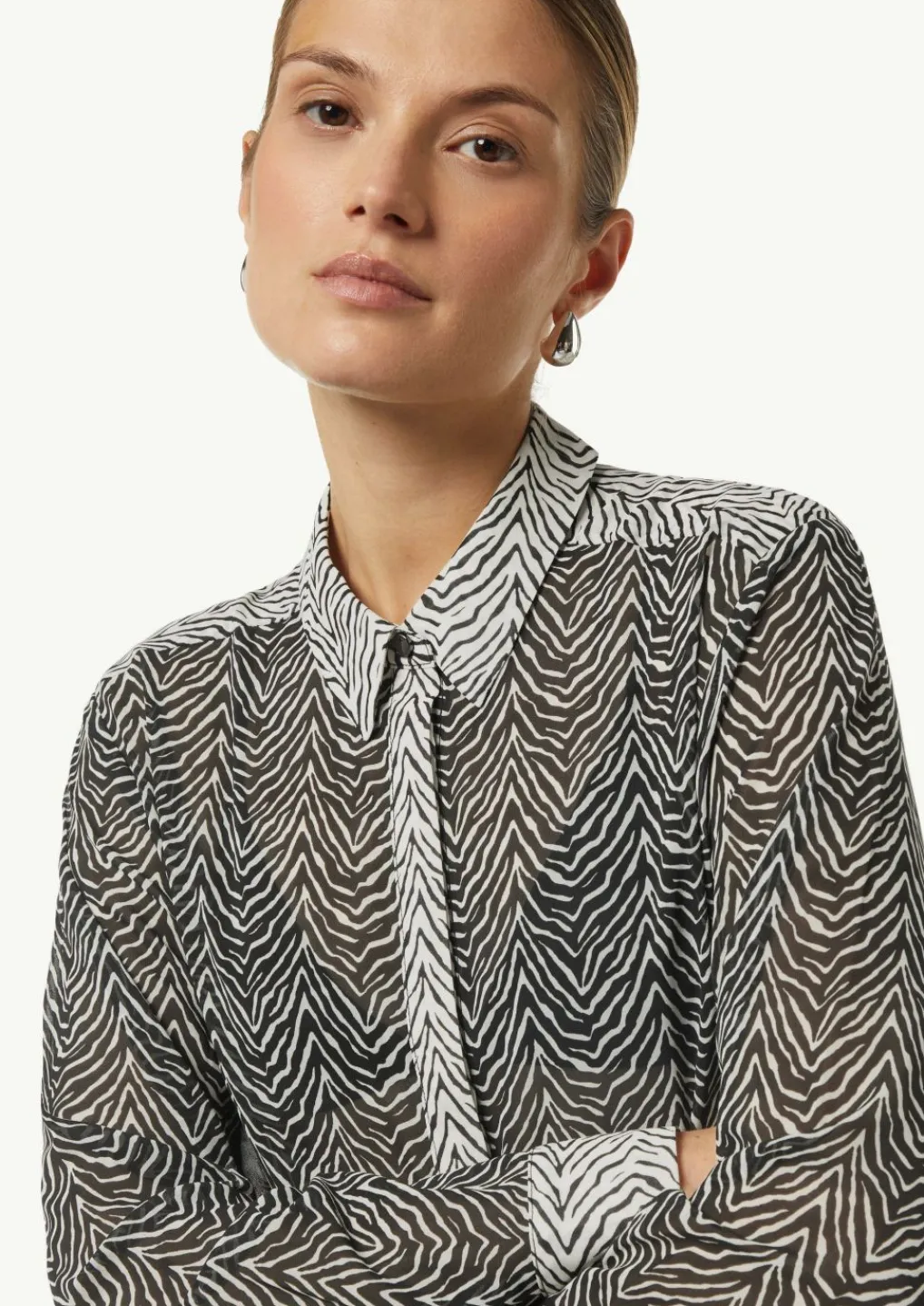 Chiffon-Bluse mit Hemdkragen und Manschetten-Comma Best