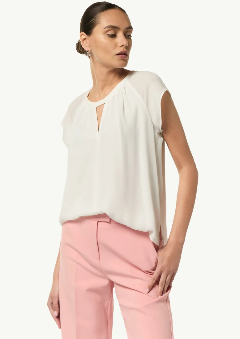 Chiffon-Bluse mit Kappärmeln-Comma Hot