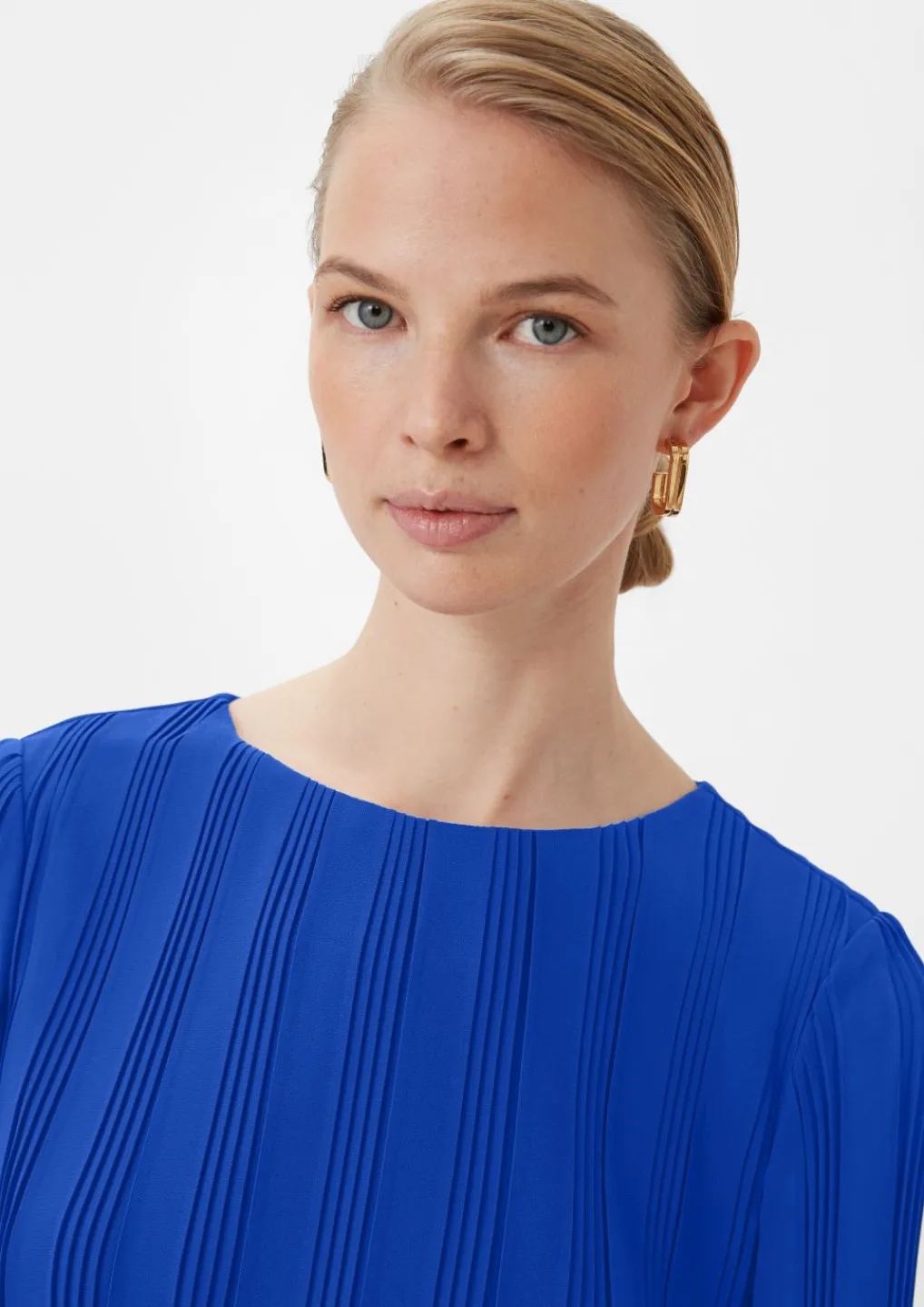 Chiffonbluse mit Plisseefalten-Comma New