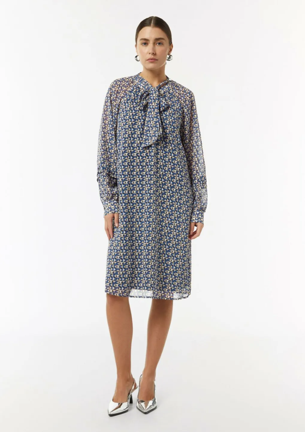 Chiffonkleid mit abnehmbarem Bindeband-Comma Outlet