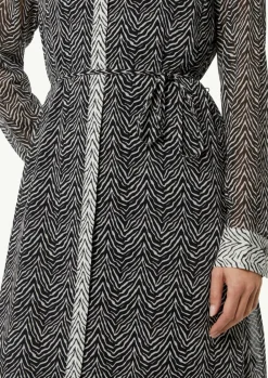 Chiffon-Kleid mit Hemdkragen und Bindeband-Comma New