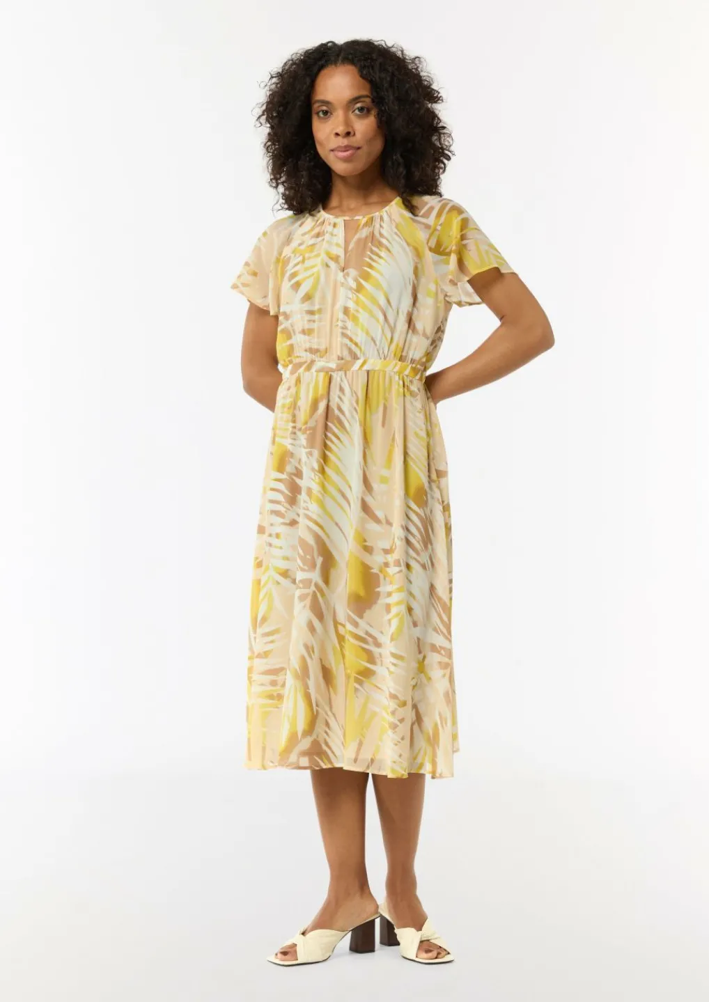 Chiffon-Kleid mit U-Boot-Ausschnitt und Raffung-Comma Outlet