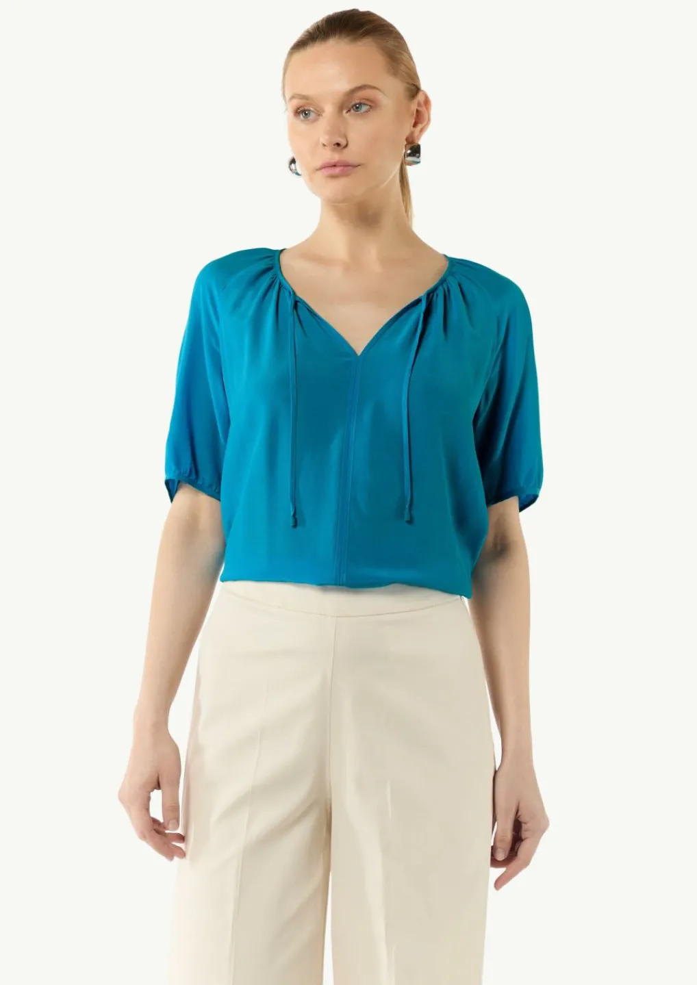 Crêpe-Bluse mit voluminösen Ärmeln und Raffung-Comma Sale