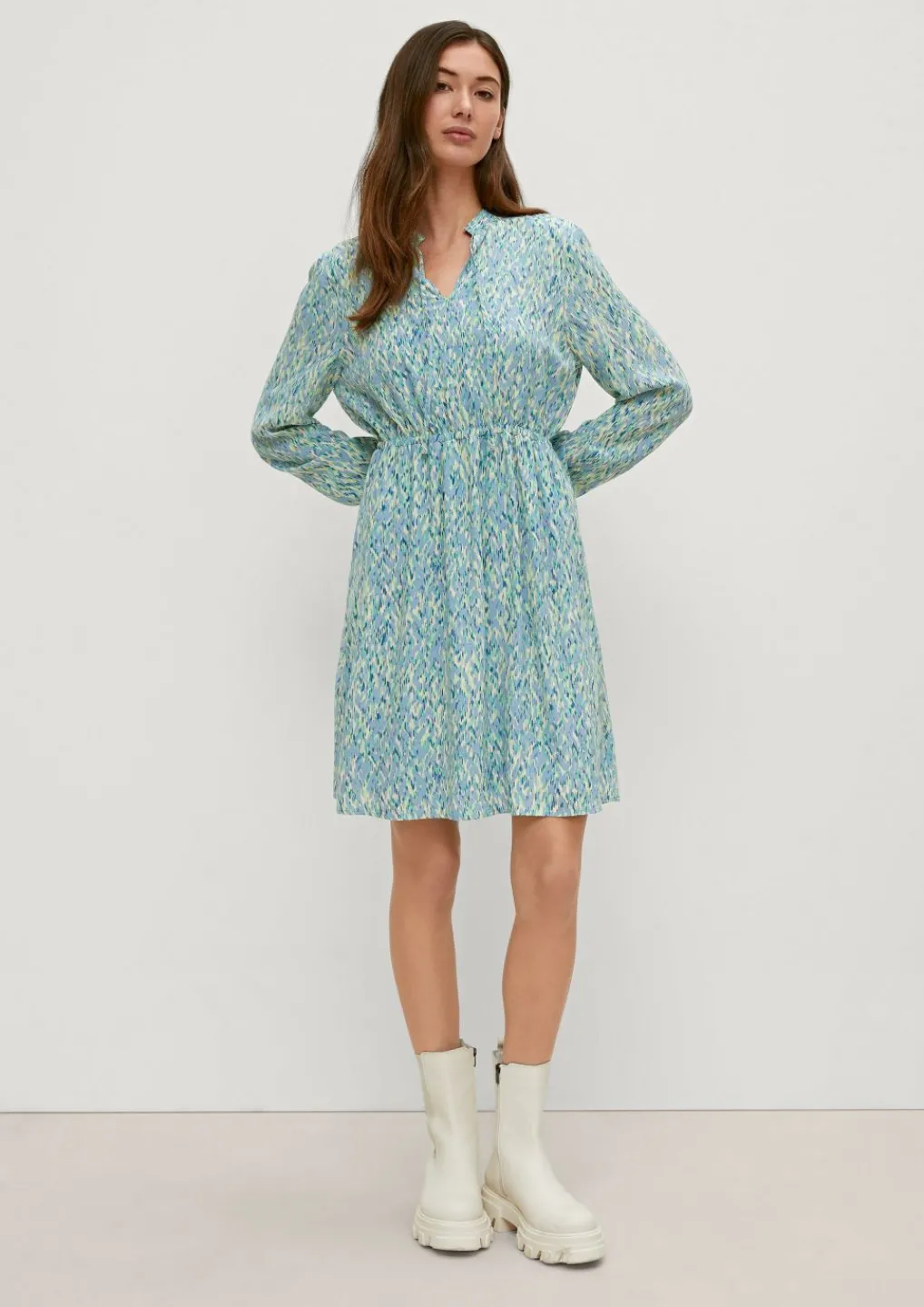 Crêpe-Kleid aus Viskose-Comma Discount