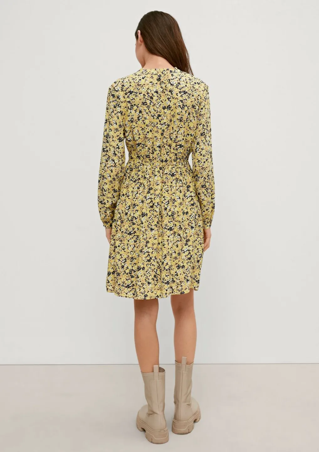 Crêpe-Kleid aus Viskose-Comma Fashion