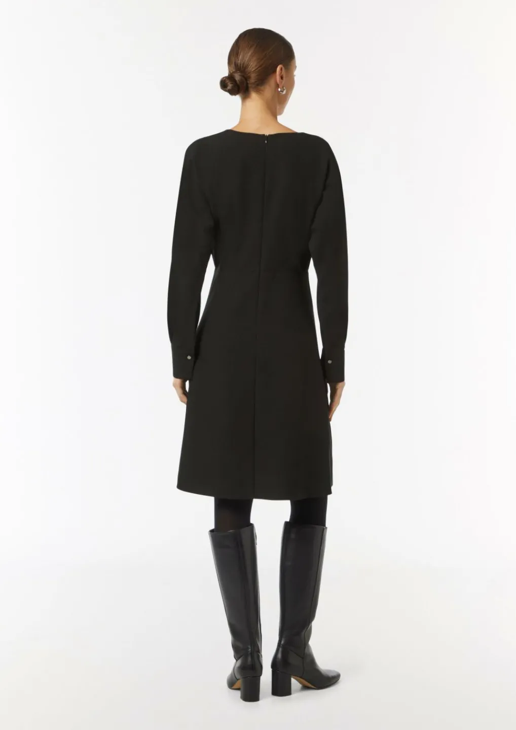 Crêpe-Kleid mit V-Ausschnitt-Comma Outlet
