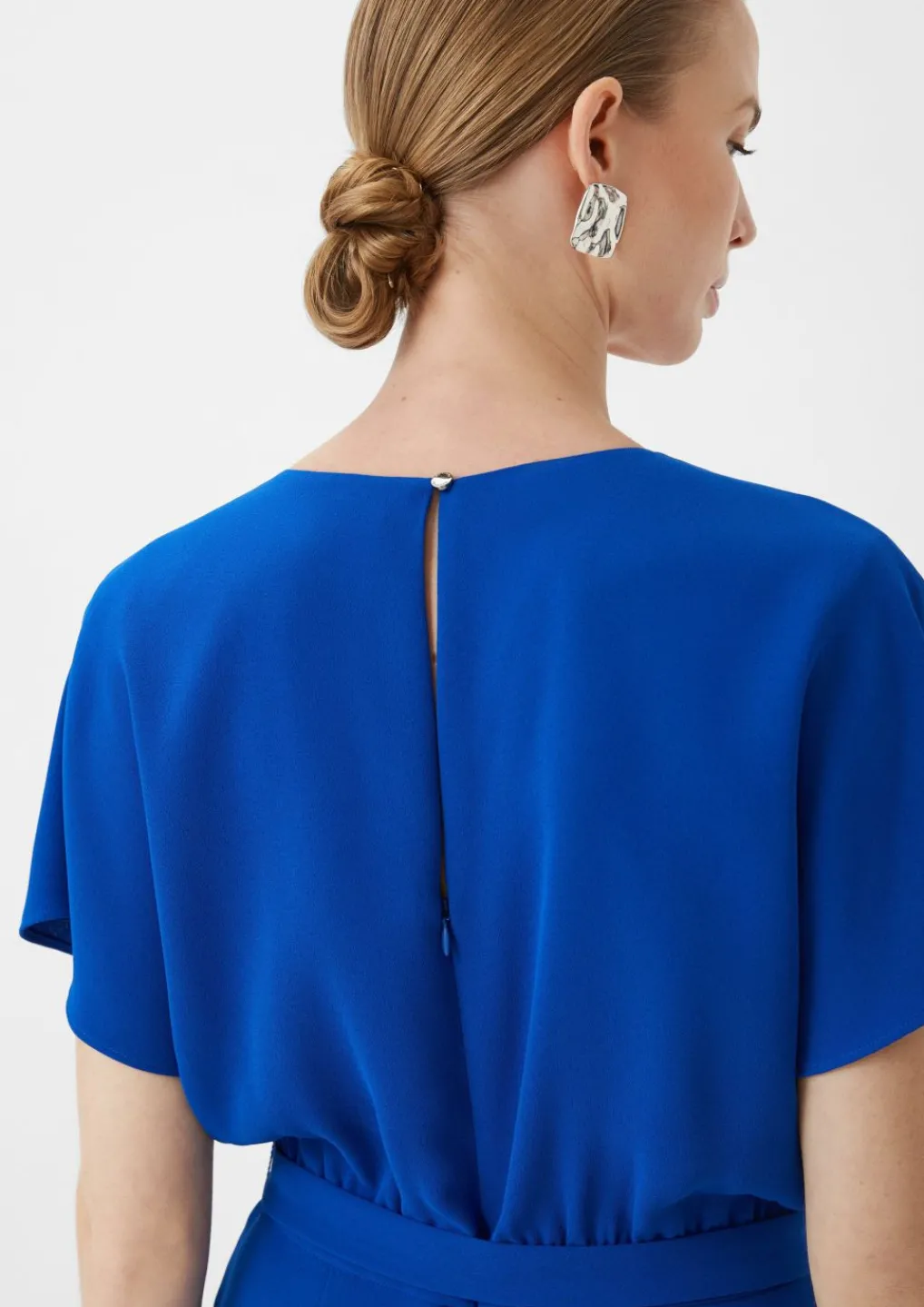 Crêpe-Overall mit ausgestelltem Bein-Comma Discount