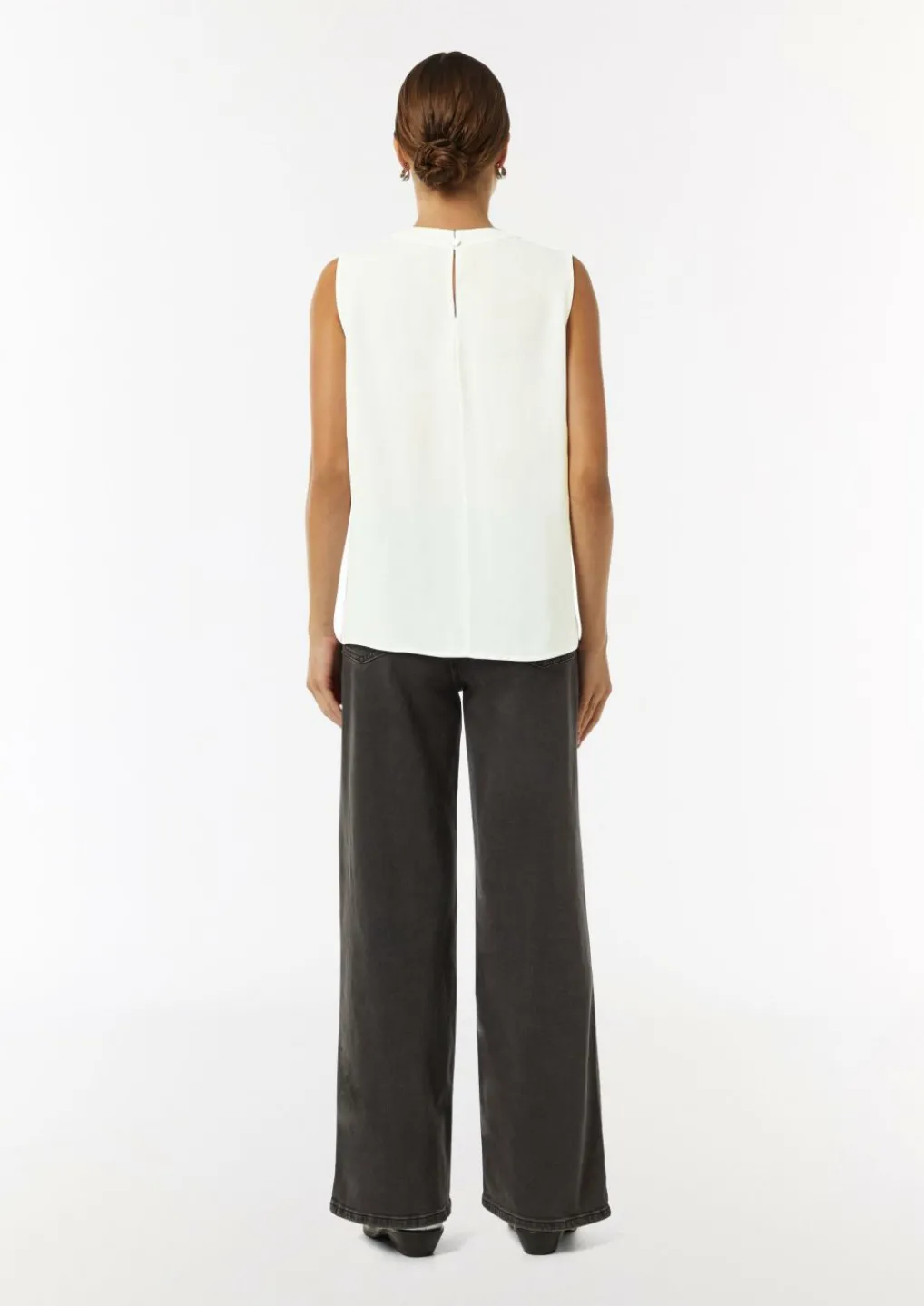 Crêpe-Top mit Faltendetail-Comma Hot