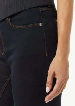 Elastische Slim-Leg-Jeans mit dunkler Waschung-Comma New