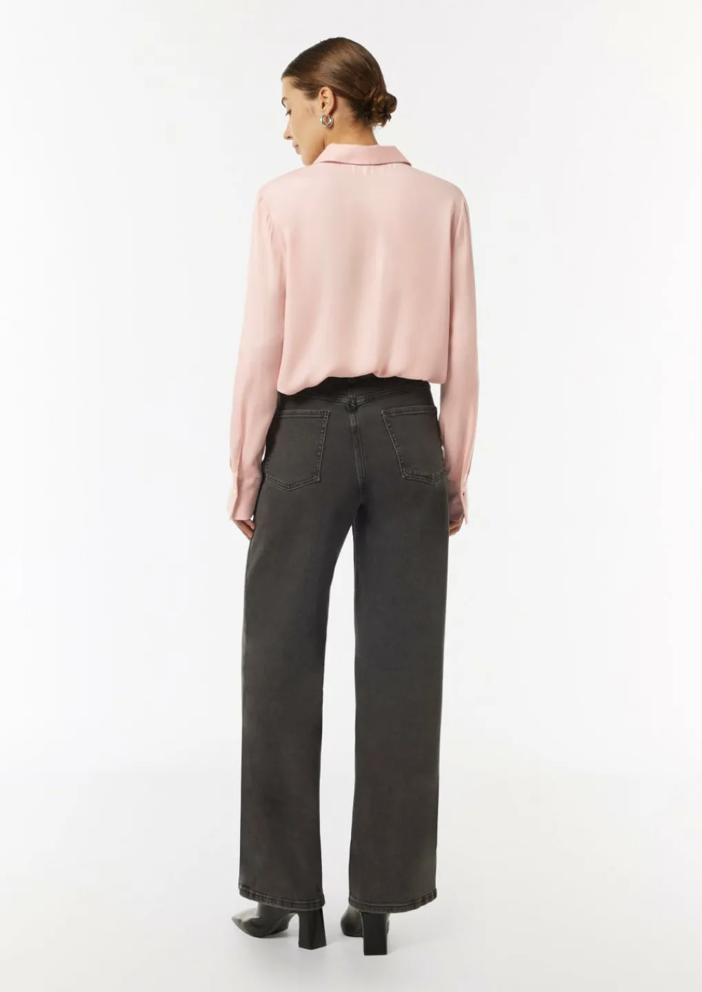 Elegante Satin-Bluse mit verdeckter Knopfleiste-Comma Outlet