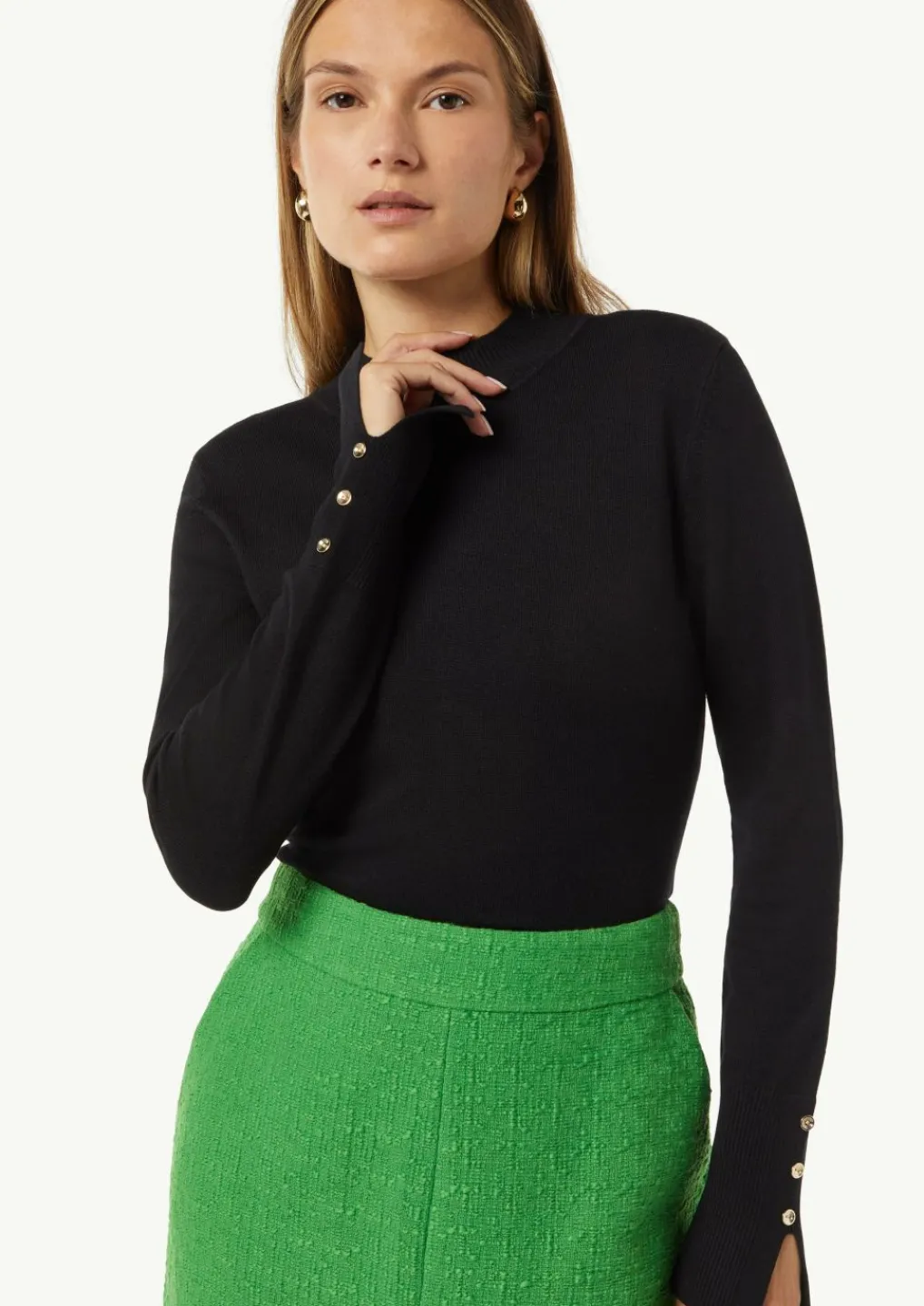 Feiner Strickpullover mit Zierknöpfen am Ärmel-Comma Discount
