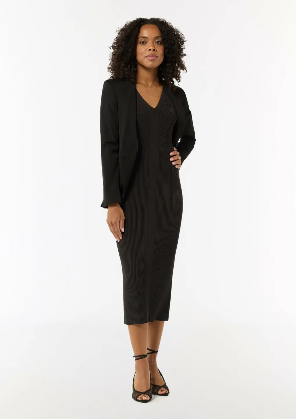 Feinstrickkleid im Slim Fit mit V-Ausschnitt-Comma Outlet