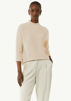 Feinstrickpullover mit Stehkragen und Rippdetail-Comma Best