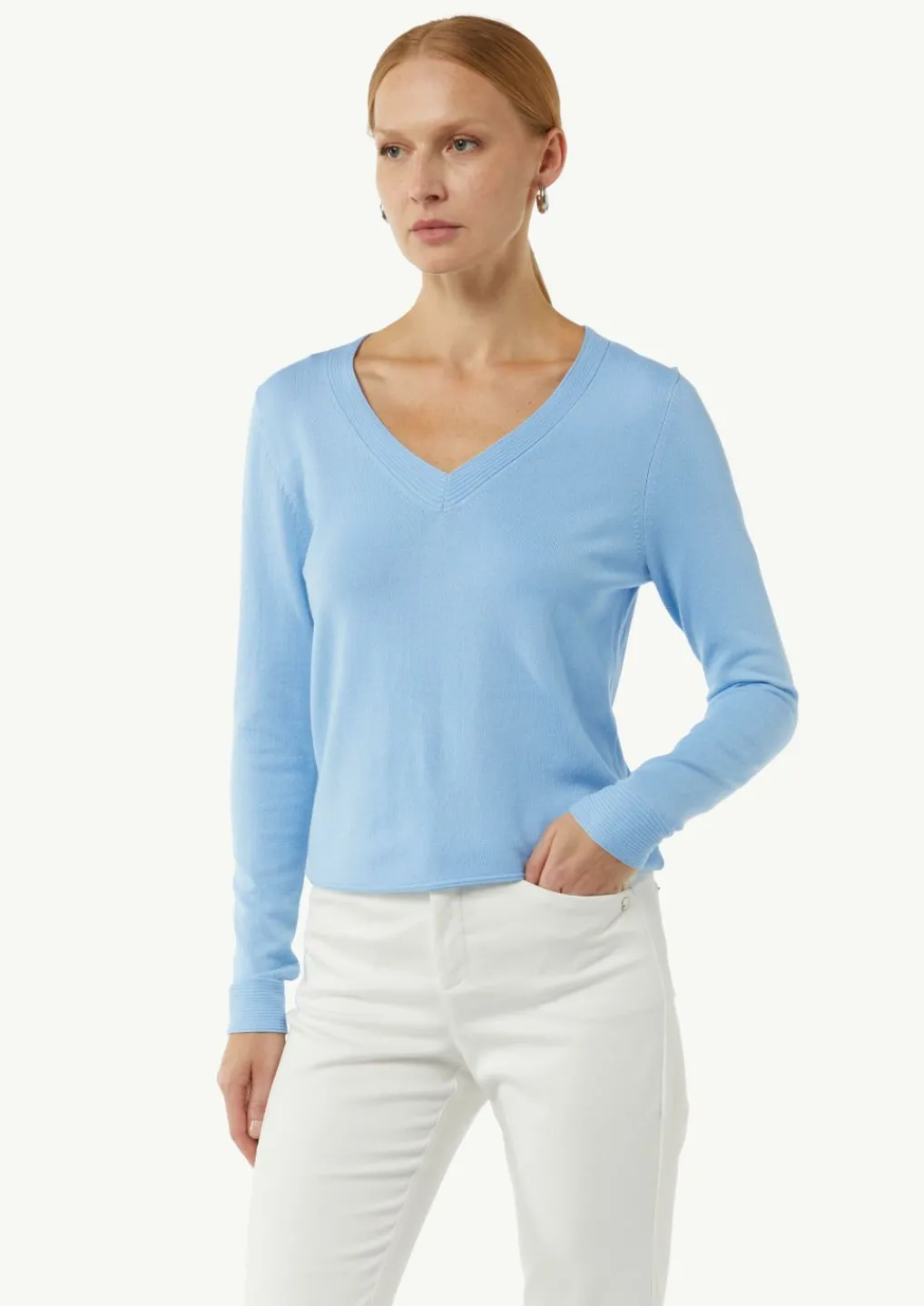 Feinstrickpullover mit V-Ausschnitt-Comma Fashion