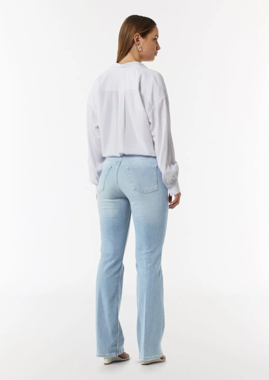 Flared Leg-Jeans mit Bügelfalten-Comma Online
