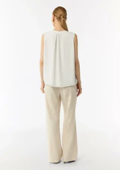 Fließende Chiffonbluse mit Knopfleiste-Comma Discount