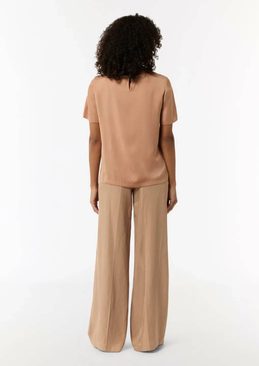 Fließendes Shirt aus Satin im Relaxed Fit-Comma New