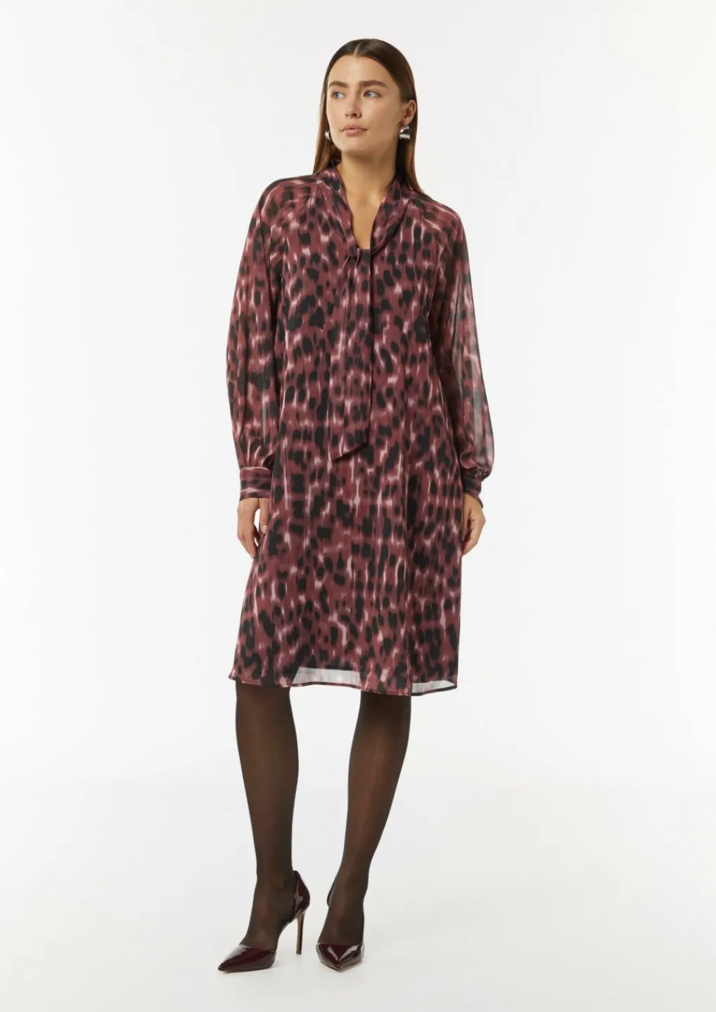Gemustertes Chiffonkleid mit Schluppe-Comma Online