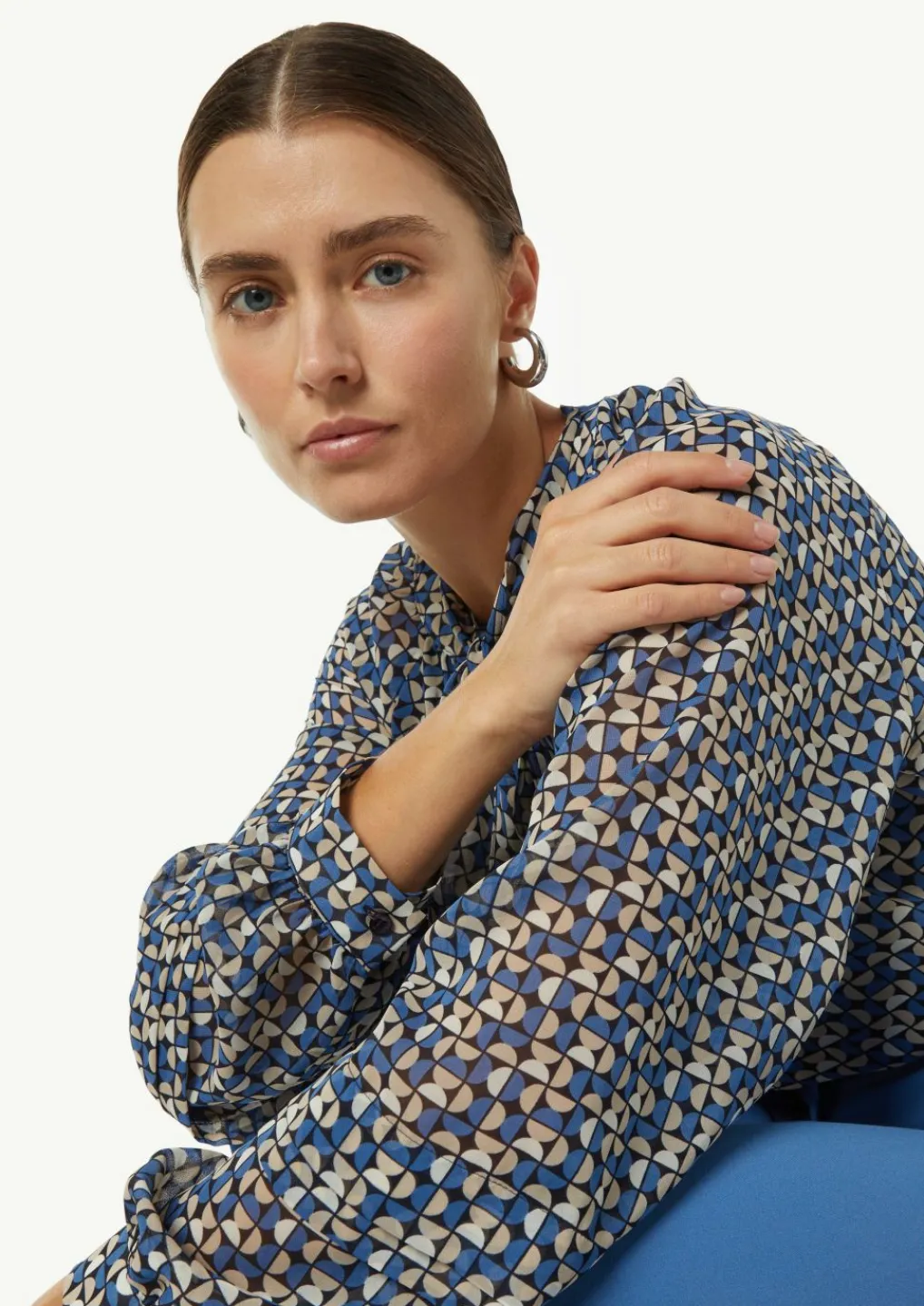 Gemusterte Schluppenbluse aus Chiffon-Comma Online