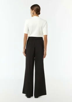 Geripptes T-Shirt im Slim Fit-Comma Sale