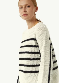 Gestreifter Strickpullover mit Trompeten-Ärmeln-Comma Outlet