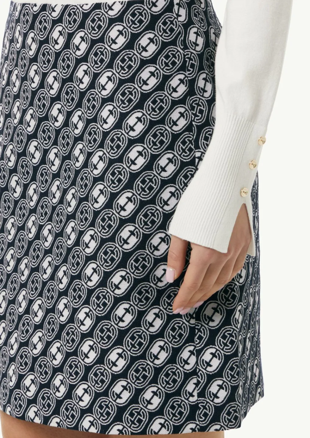 Jacquard-Rock mit Logo-Muster und Reißverschluss-Comma Fashion