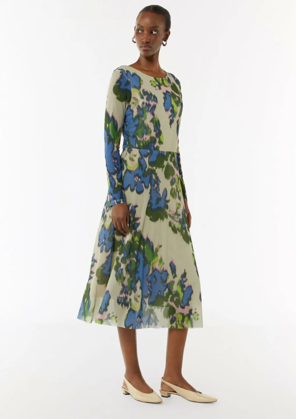 Jerseykleid aus Mesh mit U-Boot-Ausschnitt-Comma Clearance