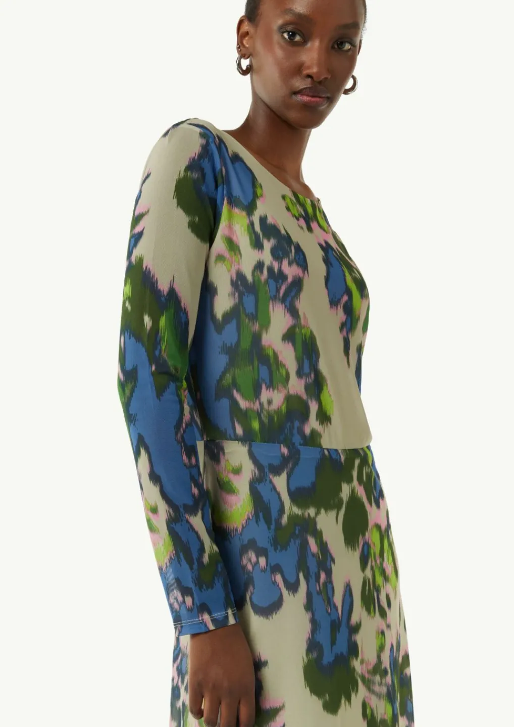 Jerseykleid aus Mesh mit U-Boot-Ausschnitt-Comma Clearance