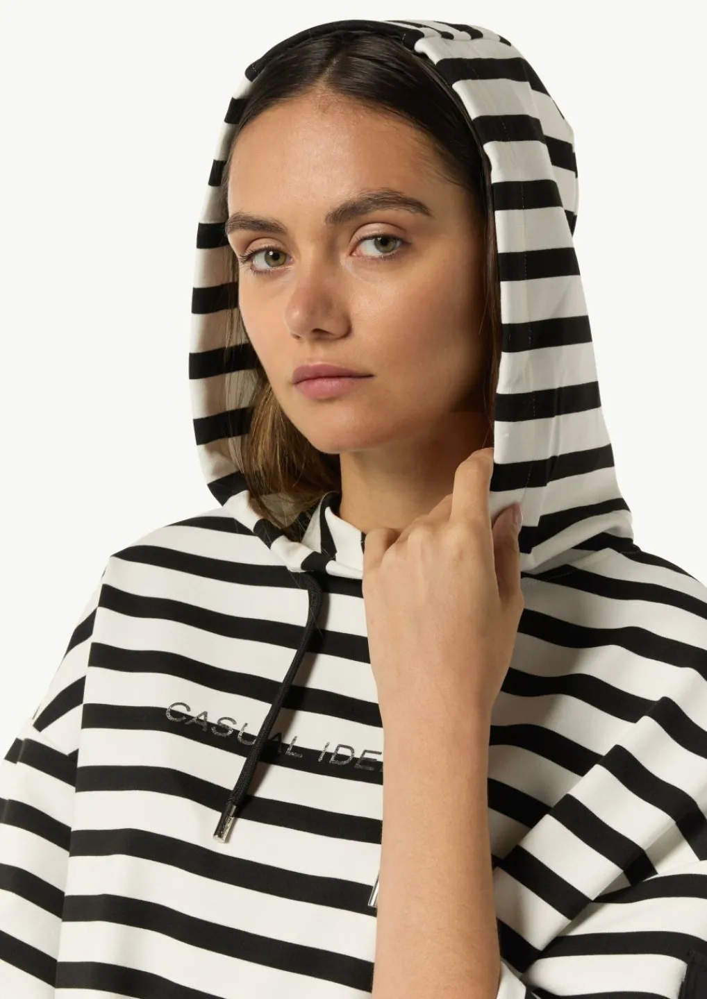 Kapuzen-Sweatshirt im Relaxed Fit mit Folienprint-Comma Hot