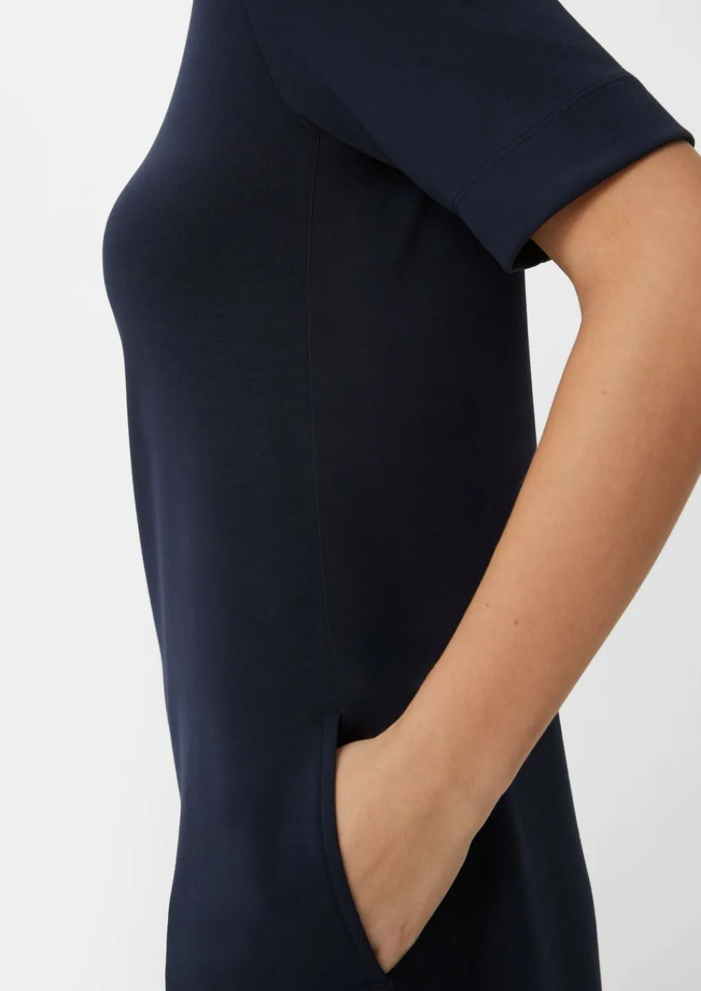 Kleid aus Modalmix-Comma Outlet
