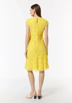 Kleid aus Spitze mit Rundhalsausschnitt-Comma Fashion