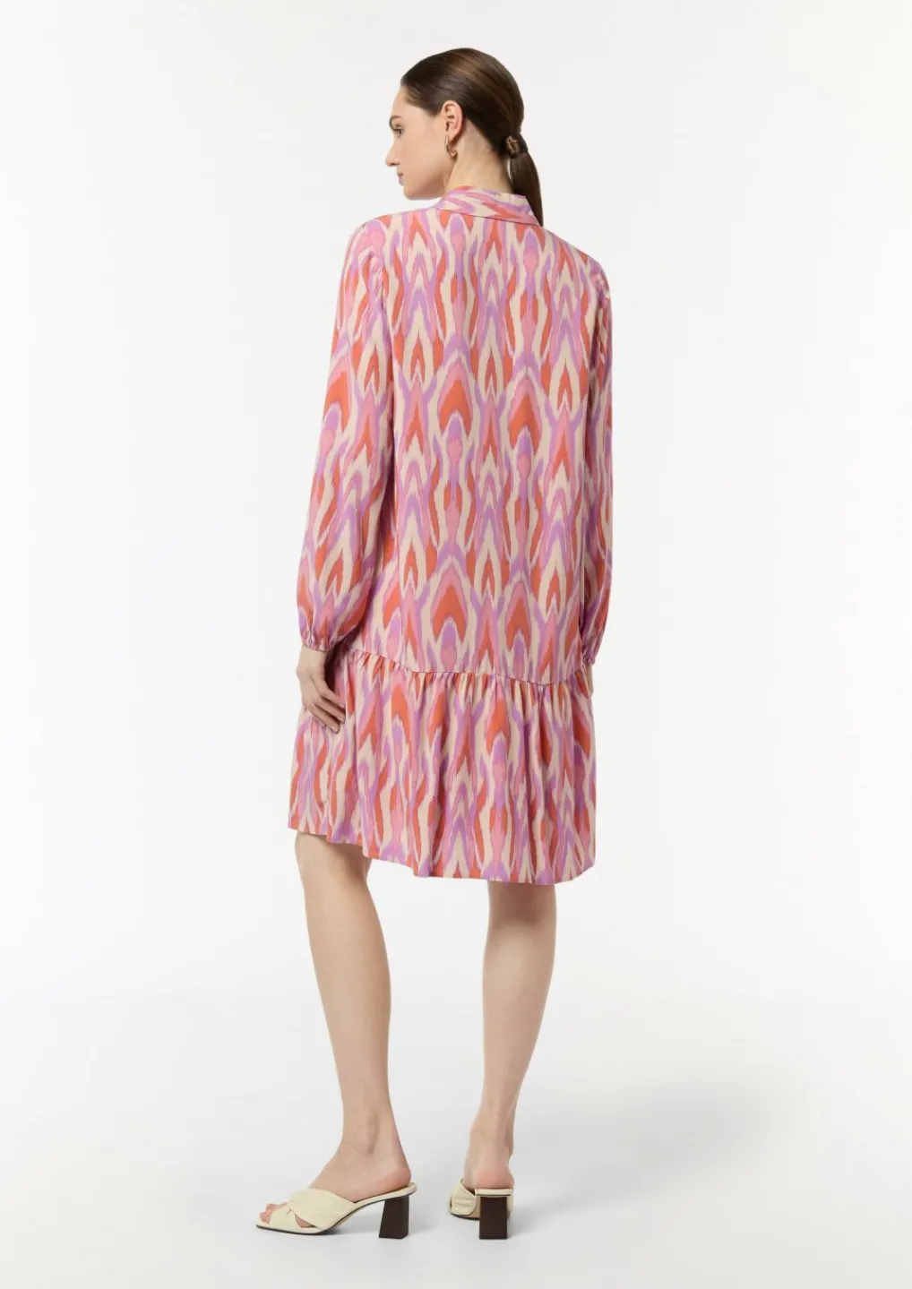 Kleid aus Viskose mit All-over-Print-Comma Outlet