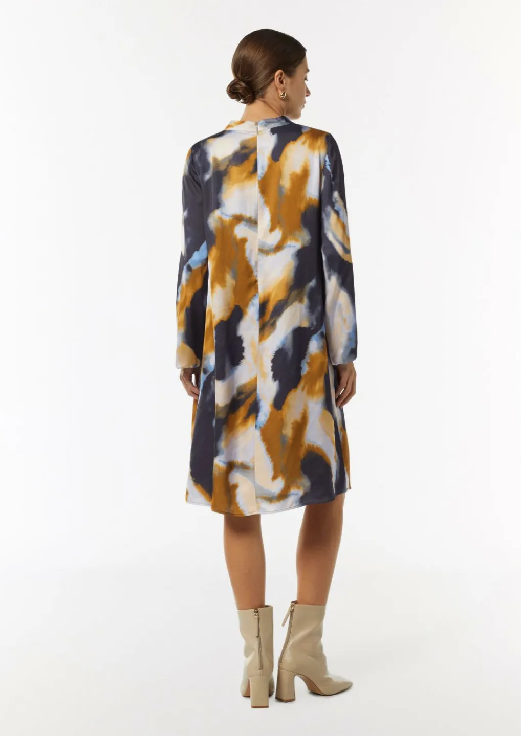 Kleid mit All-over-Print und Cut-out am Ausschnitt-Comma Fashion