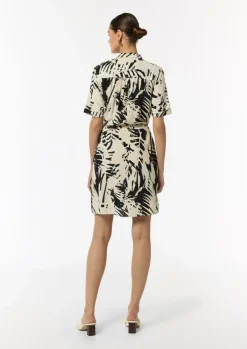 Kleid mit Knopfleiste und Hemdkragen-Comma Online