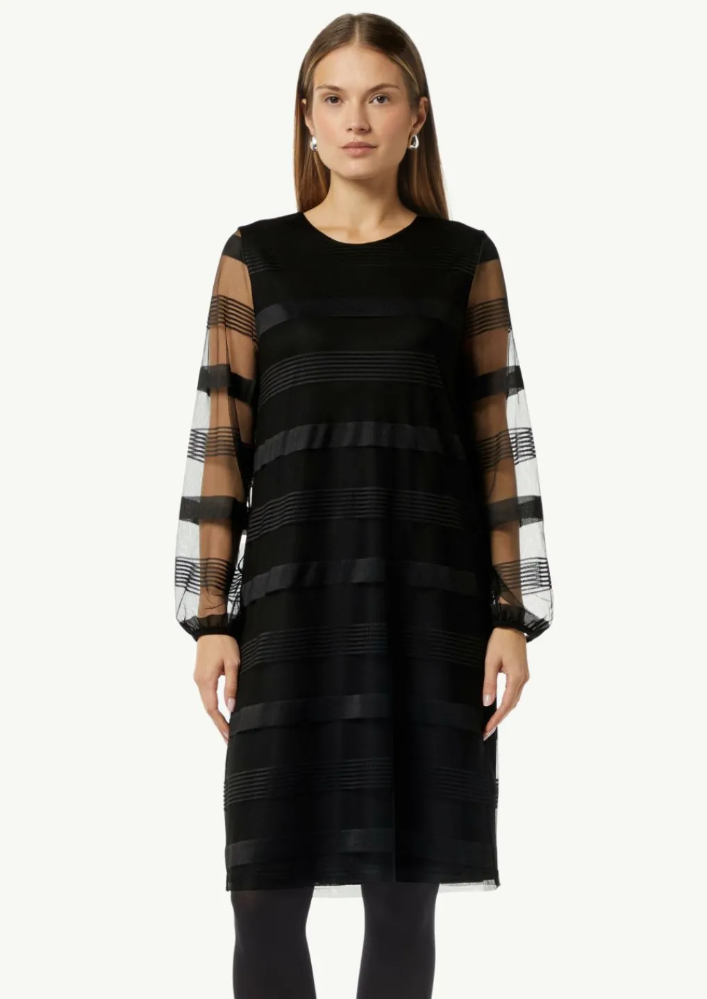 Kleid mit Mesh und Rundhalsausschnitt-Comma Best