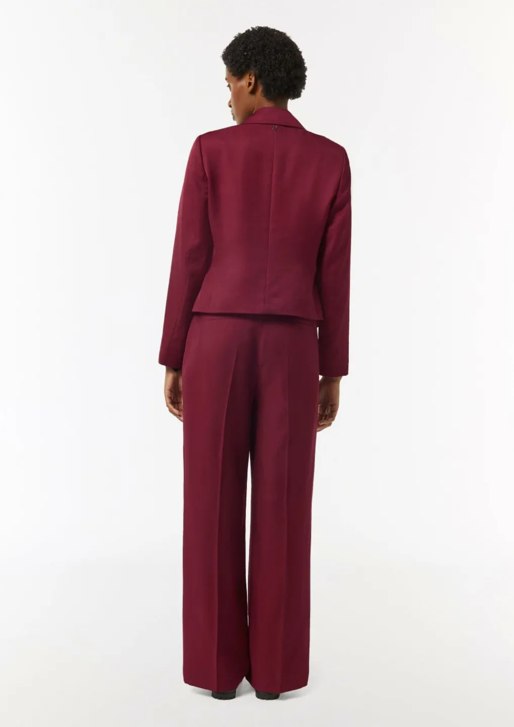 Kurzer Blazer mit Reverskragen-Comma Fashion