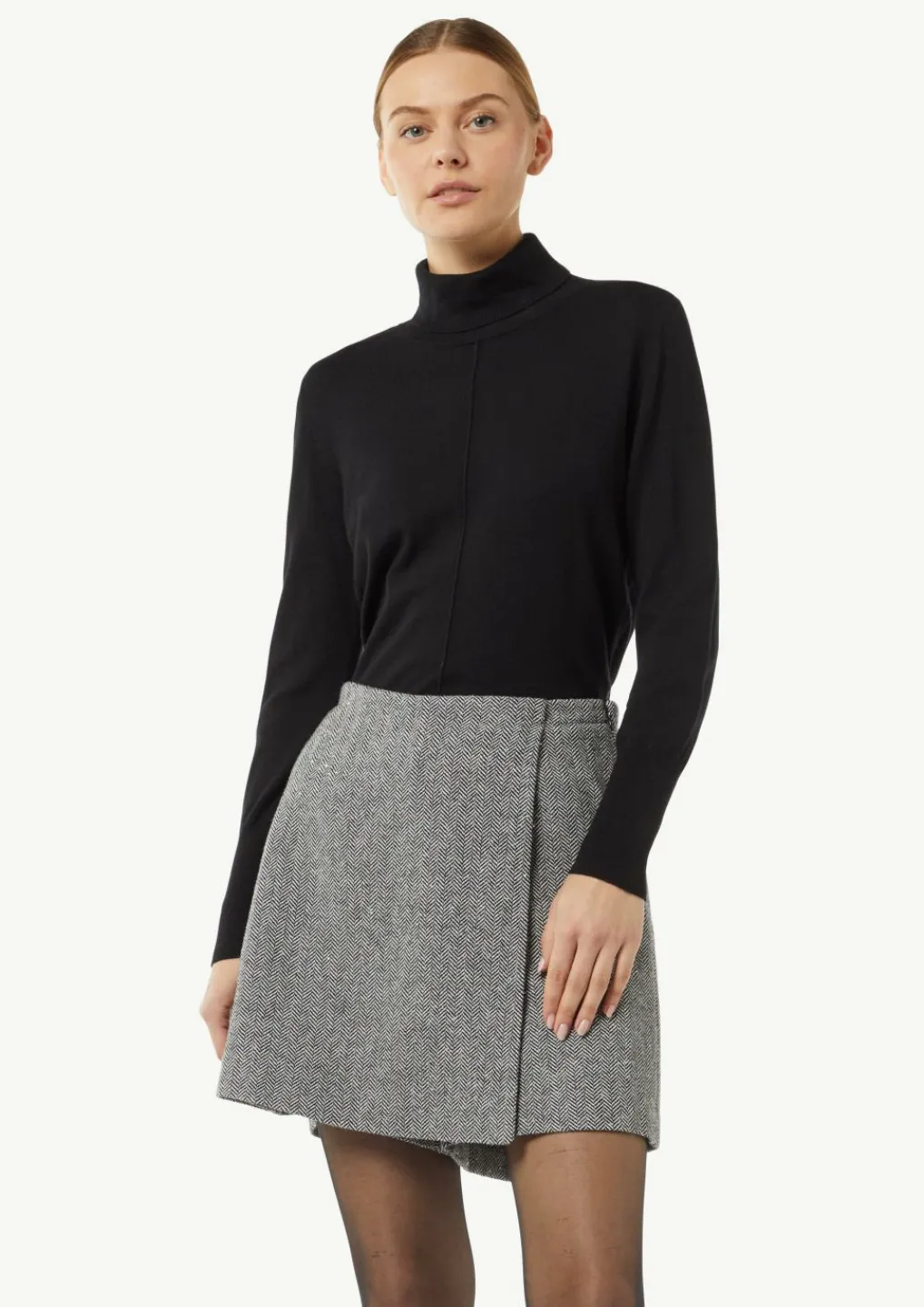 Kurzer Wollmix-Skort in Wickeloptik-Comma Fashion