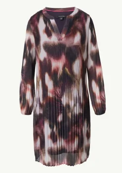 Kurzes Kleid aus plissiertem Chiffon-Comma Best