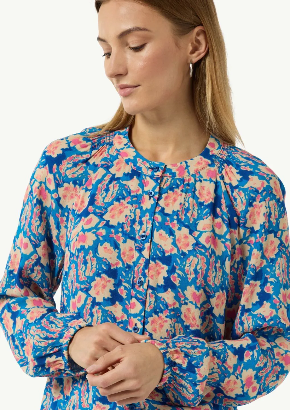 Langarmbluse mit All-over-Print-Comma Outlet