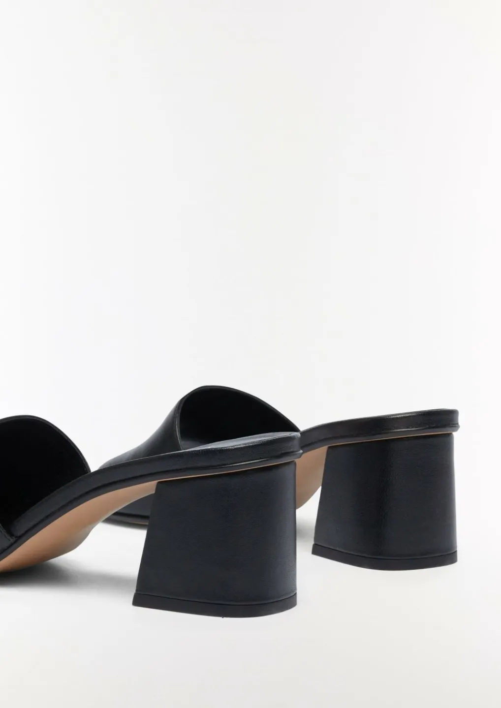 Leder-Sandalen mit Blockabsatz-Comma Sale