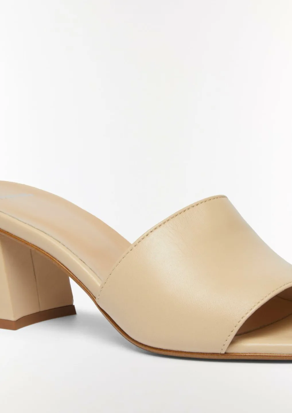 Leder-Sandalen mit Blockabsatz-Comma New